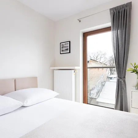 アパート Native Barska 13